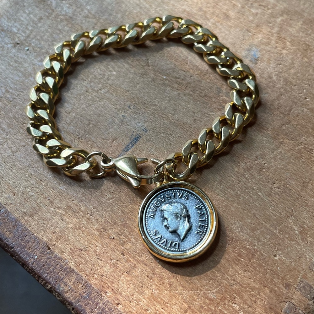 Gold plated curb chain coin Roman Augustus gold silver plated charm bracelet - Picture 1 of 6